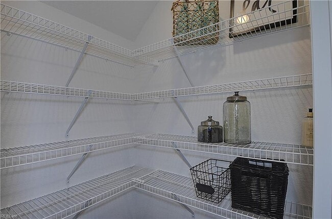 Building Photo - Three Bedroom Available