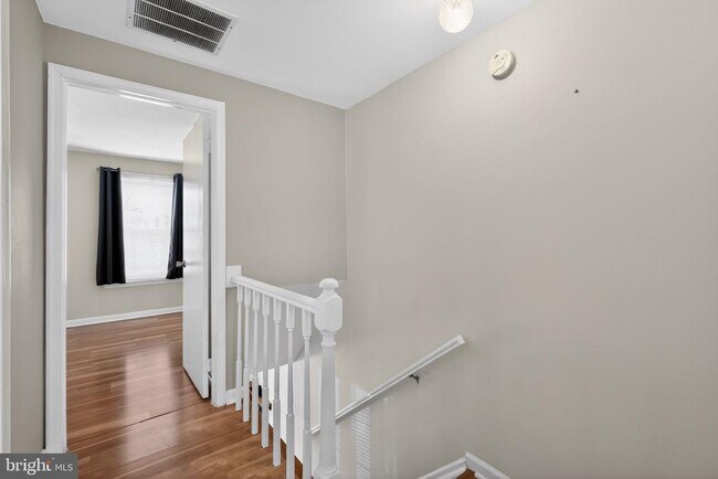 Building Photo - 6118 Bristol Way