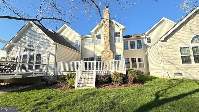 Building Photo - 19913 Naples Lakes Terrace