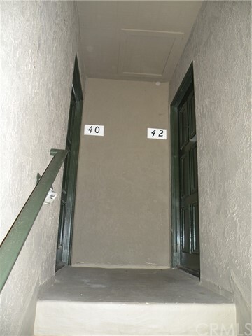 Building Photo - 40 Streamwood