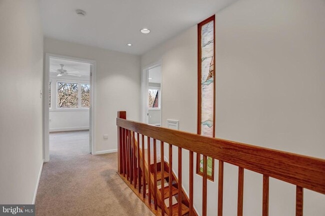 Building Photo - 2 Coldwater Ct