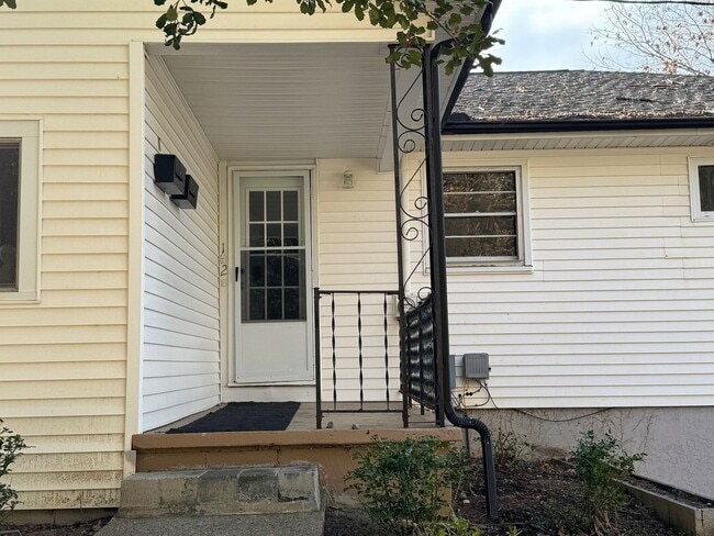 Building Photo - East AVL Spacious Apartment Ready for Occupancy!