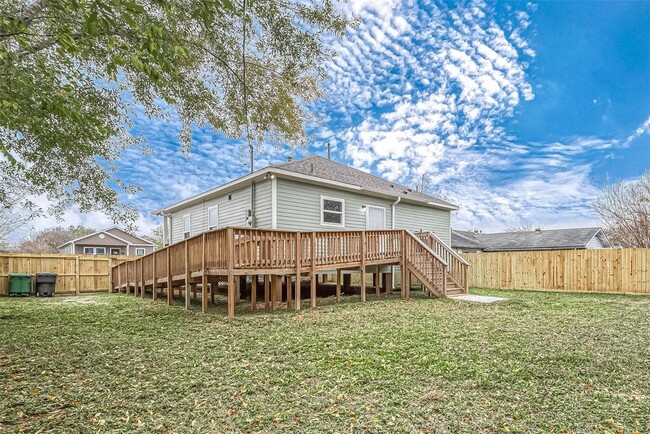 Building Photo - 4813 Palisade Dr