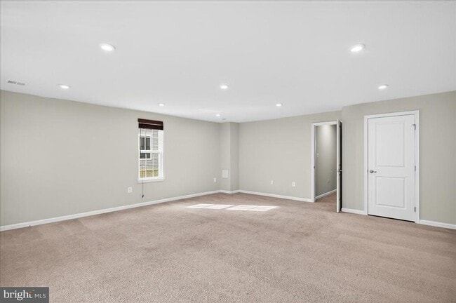 Building Photo - 8439 Devries Ln