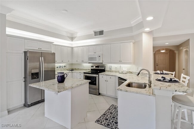 Building Photo - 450 Bayfront Pl