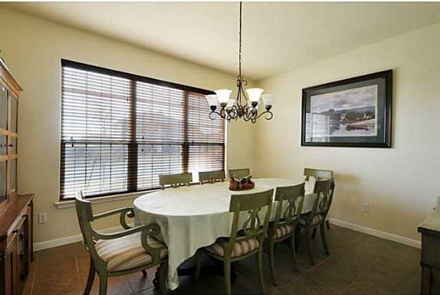 Building Photo - 2103 Ariella Dr