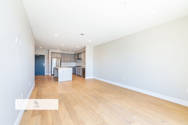 Building Photo - Quiet, Modern 2-Bed Home with Private Pati...