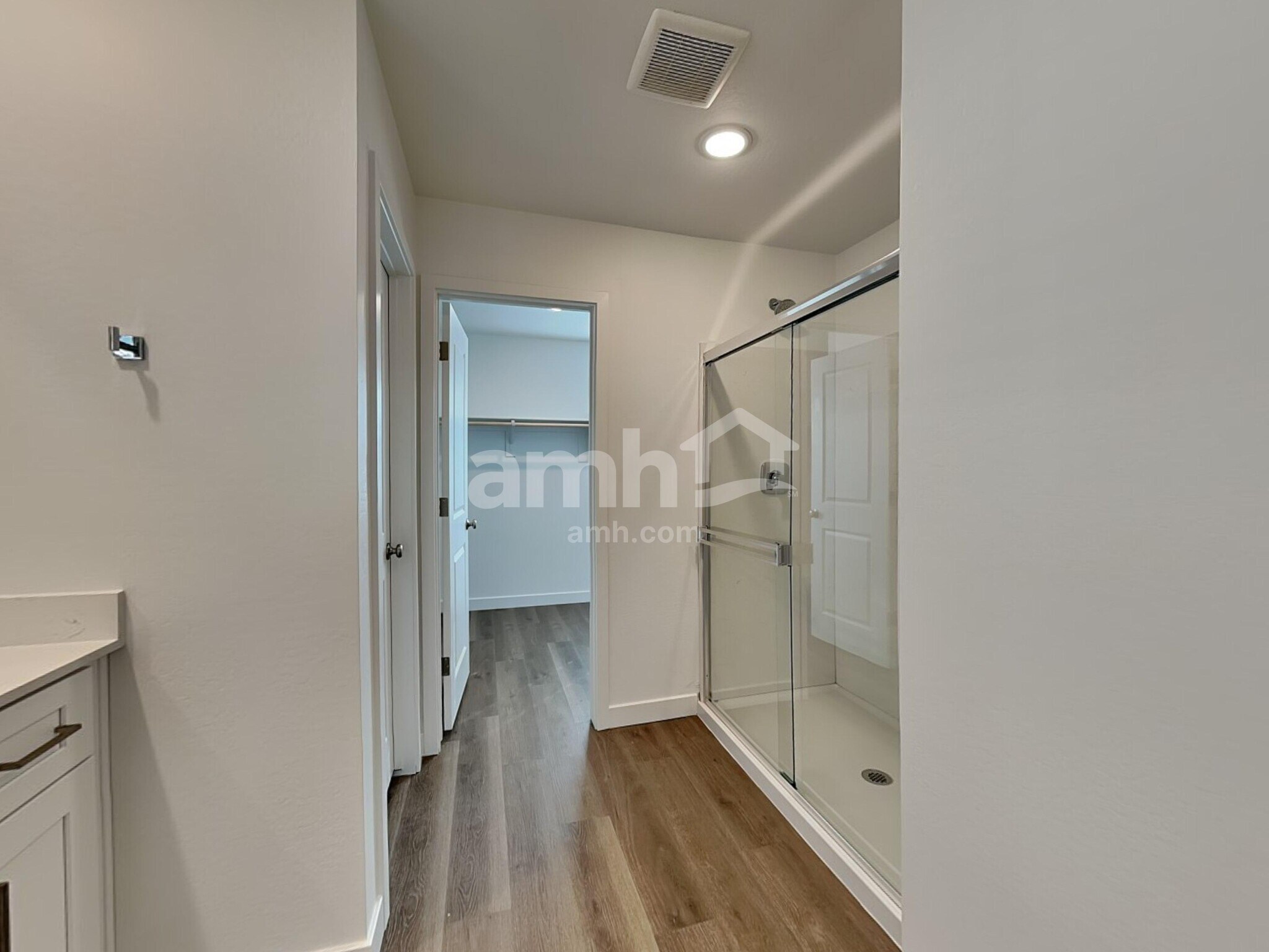 Building Photo - 12528 W Adair Dr