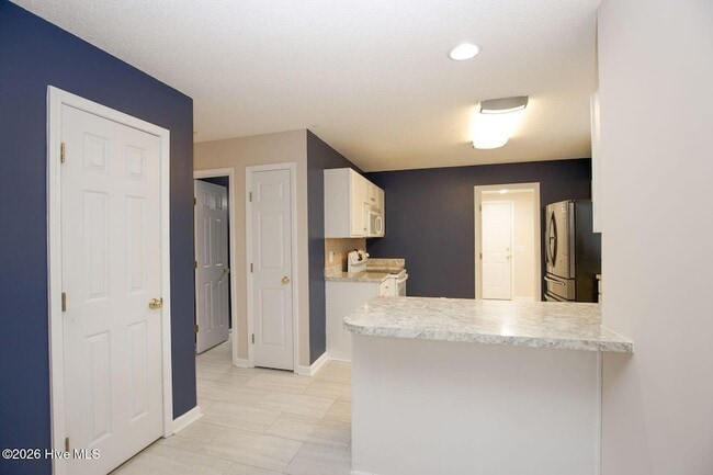 Building Photo - 62 Forest Mountain Ct