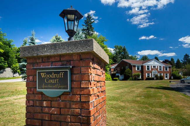 Primary Photo - Woodruff Court Apartment Homes