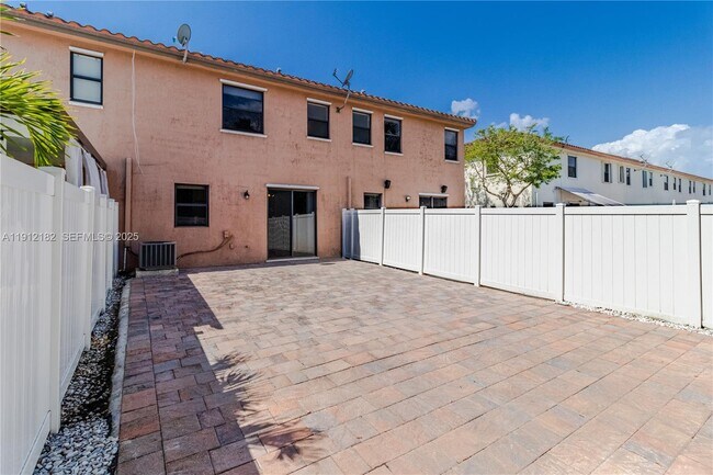 Building Photo - 9045 W 33rd Ave