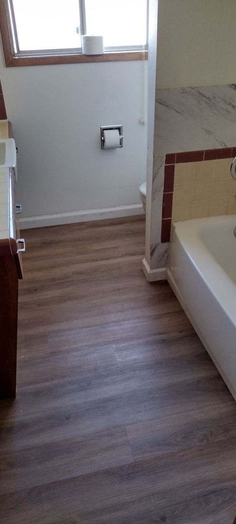 Building Photo - 1496 NW Almira St