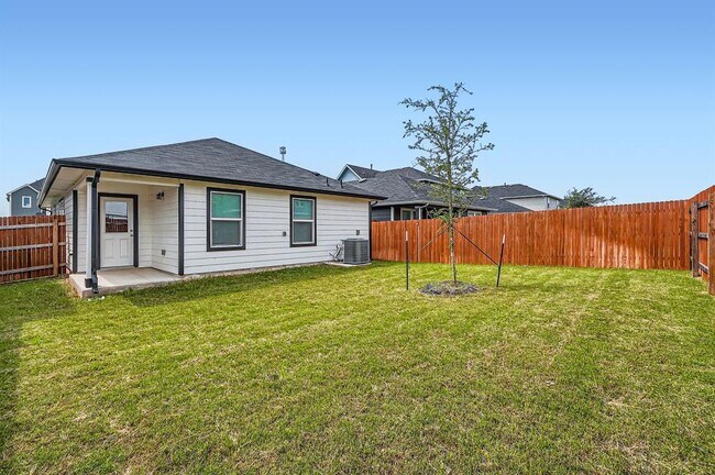 Building Photo - 190 Frogmore Lp