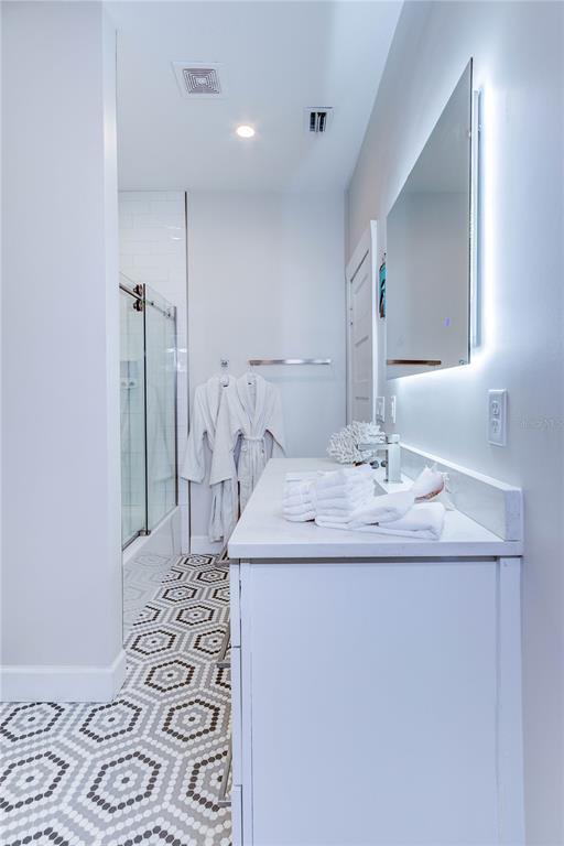 Building Photo - 1201 S Palmetto Ave