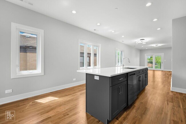 Building Photo - 8734 Kimball Ave