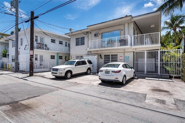 Building Photo - 911 Meridian Ave