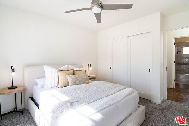 Building Photo - 131 S Martel Ave