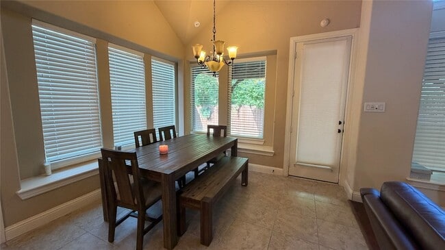 Building Photo - 6728 S Fork Dr
