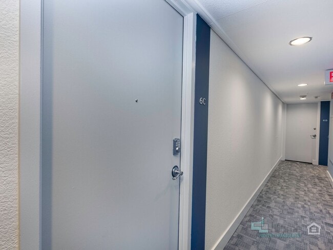 Building Photo - Ideal Urban Retreat – 1-Bedroom Near PSU with Great Amenities