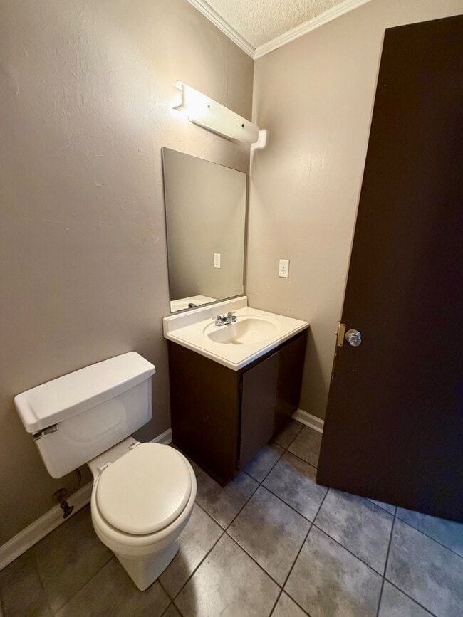 Building Photo - 416 Marigny Cir