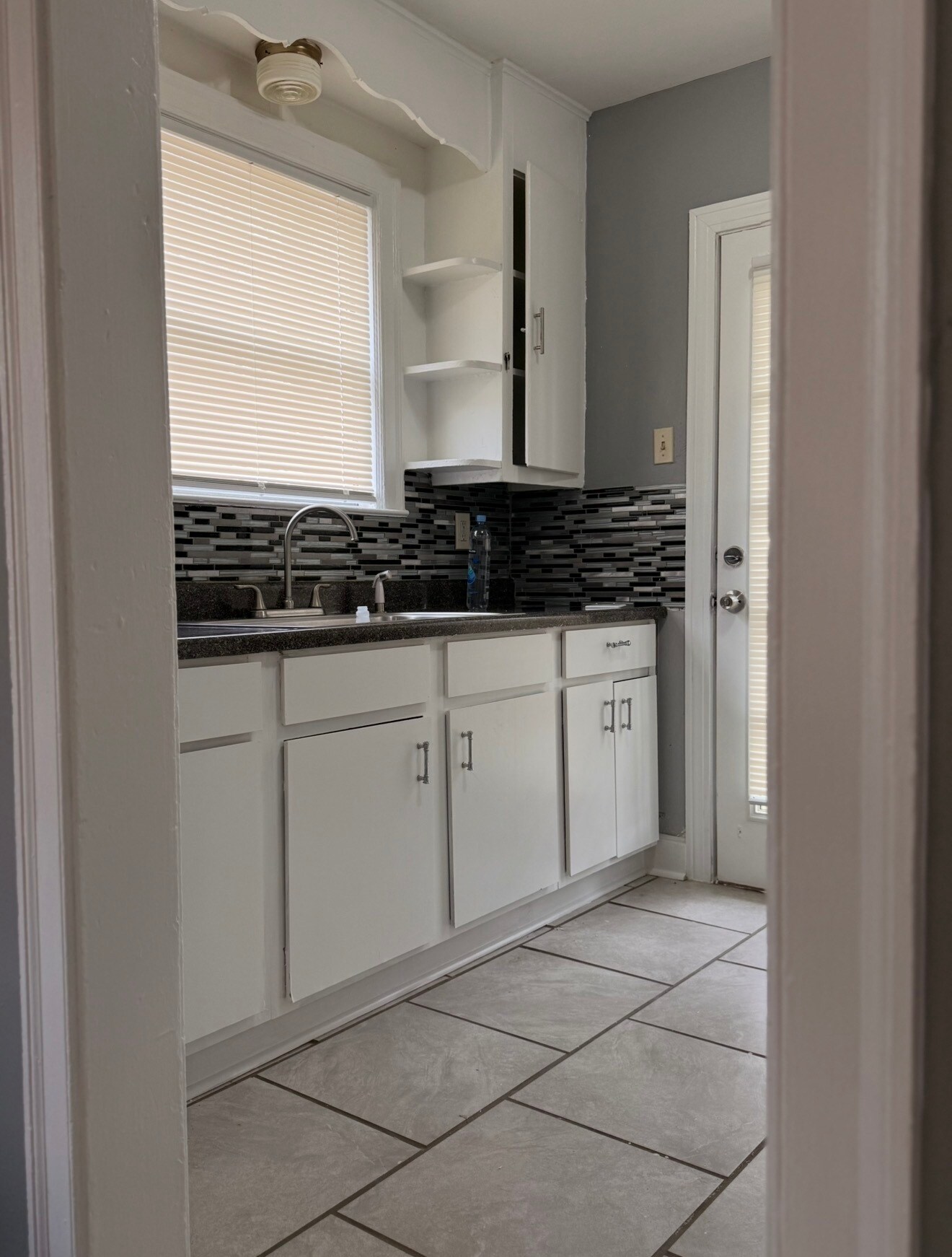 Building Photo - 2483 Lowell Ave