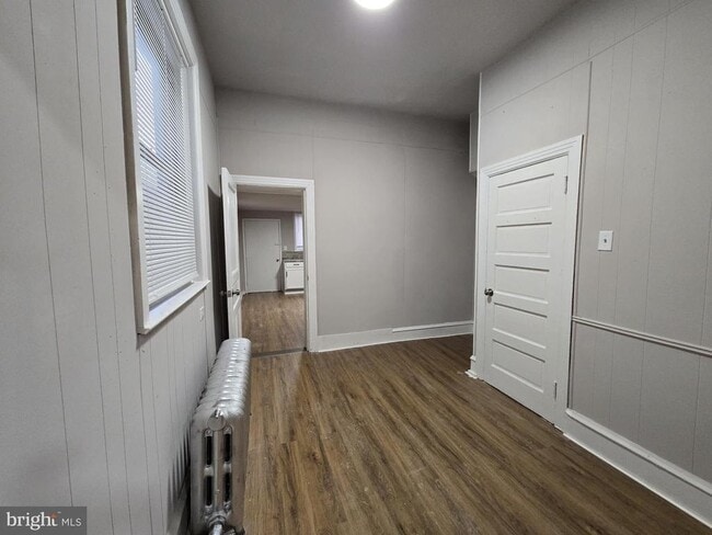 Building Photo - 2536 W Cumberland St