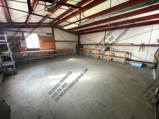Building Photo - 357 N 200 E