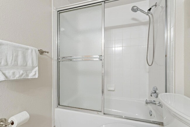 Building Photo - 2809 Amalei Dr