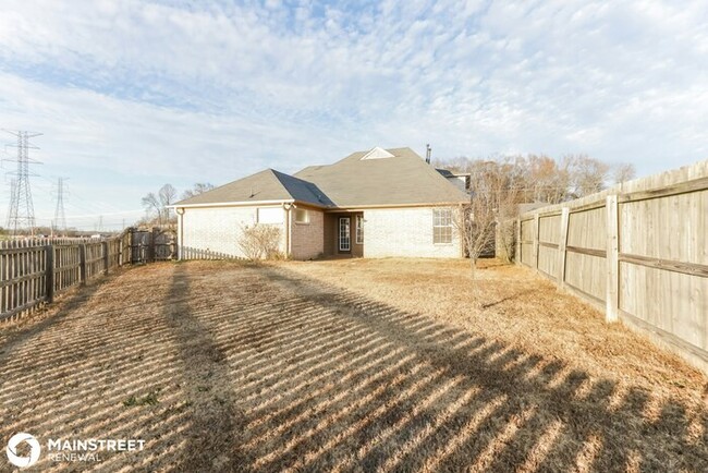 Building Photo - 9723 Tucker Creek Cove