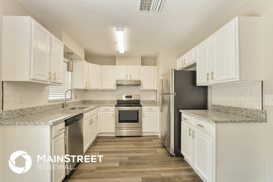 Building Photo - 1123 Wycliffe St