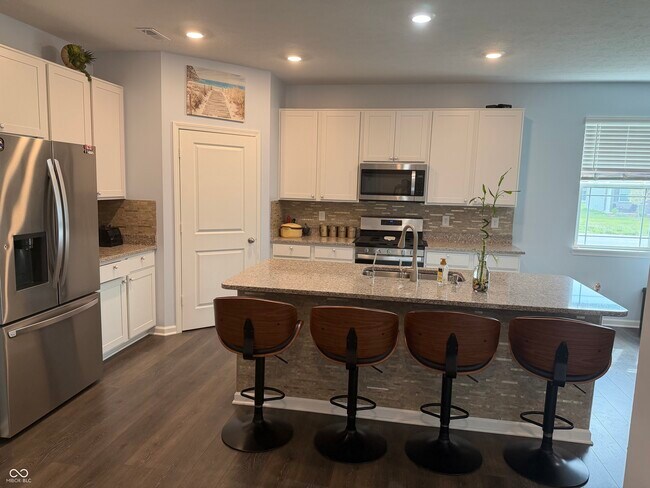 Building Photo - 860 Saddlebrook Farms Blvd