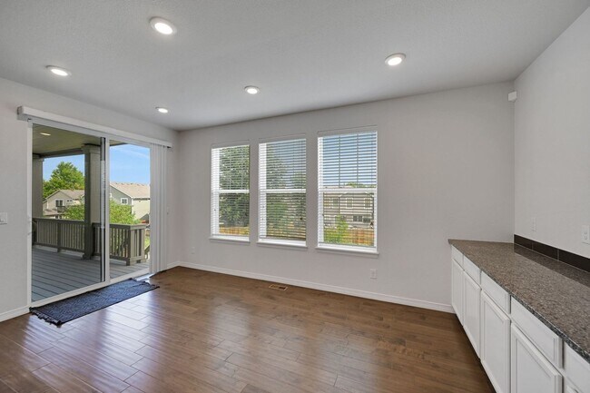Building Photo - Modern 5BR House in Parker