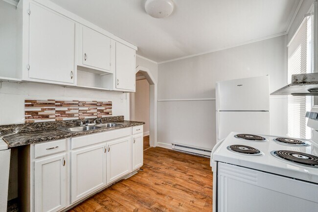 Building Photo - 2605 Hilltop Forest Ct