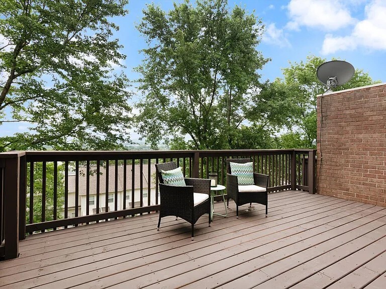Deck outside Kitchen - 1613 Brentwood Pointe