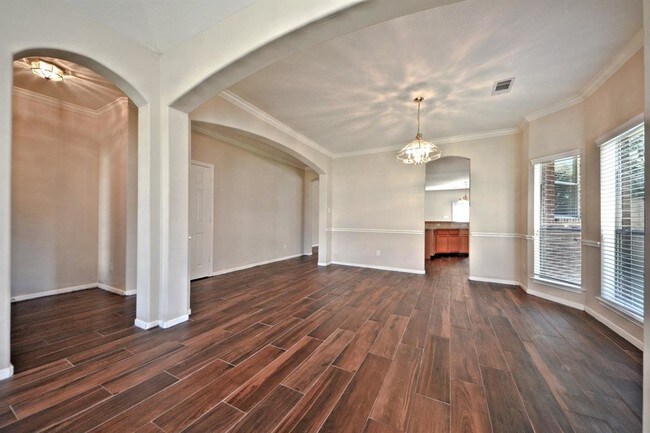Building Photo - 1611 Winston Homestead Dr