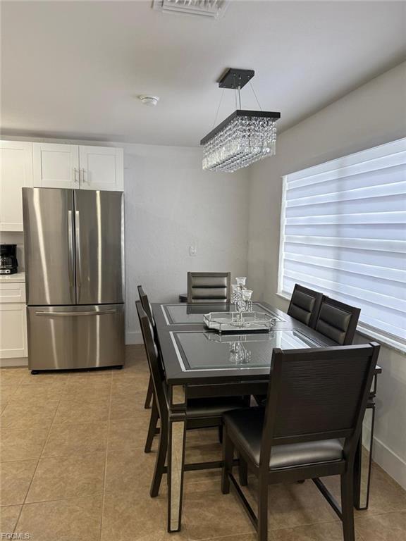 Building Photo - 1335 NE Pine Island Rd