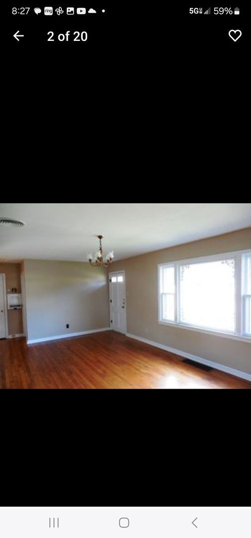 Building Photo - Great 4 bedroom with garage