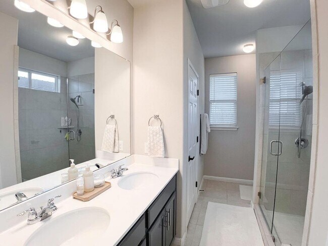 Building Photo - 6313 Arbor Crest Ln