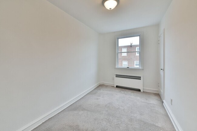 Building Photo - Beautifully Renovated 3 Bedroom Home Now Available For Rent in Cedarbrook!!!