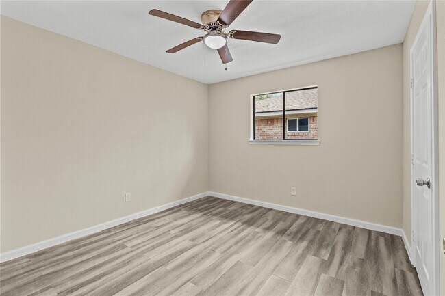 Building Photo - 5026 Fitzwater Dr