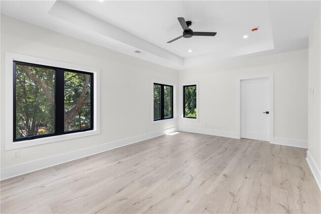 Building Photo - 2278 Tally Dr