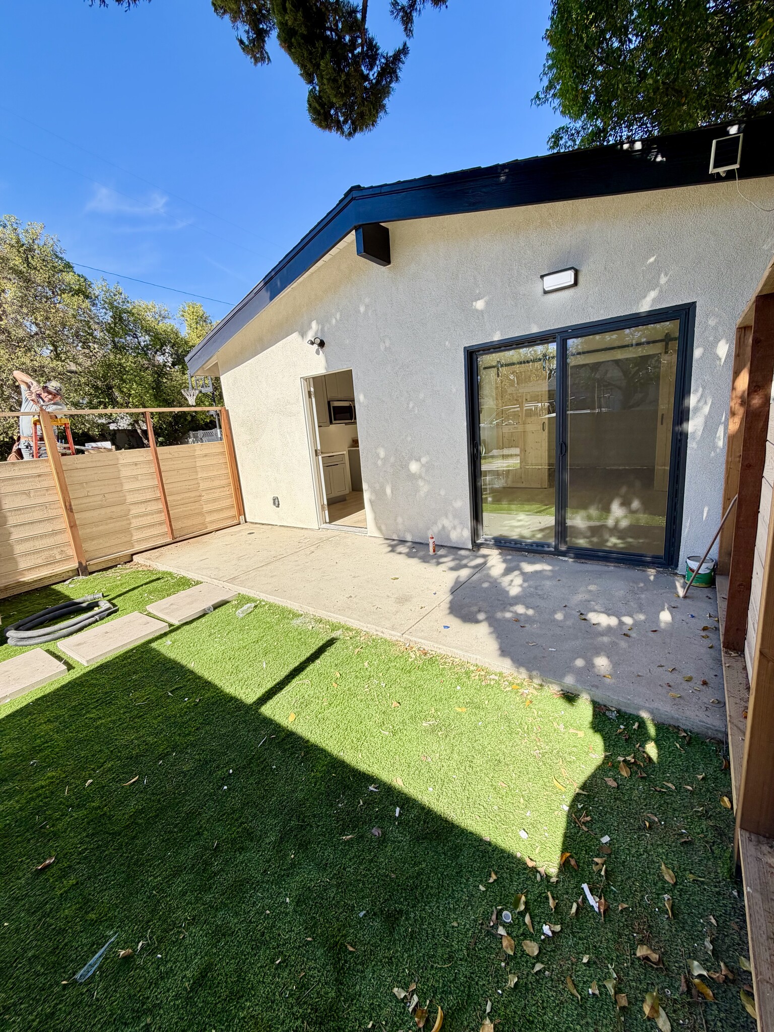 Building Photo - 16159 Hartsook St