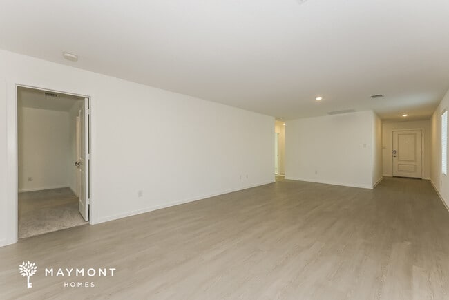 Building Photo - 941 Birkdale Dr