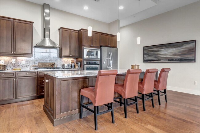 Building Photo - 8025 Maryland Ave