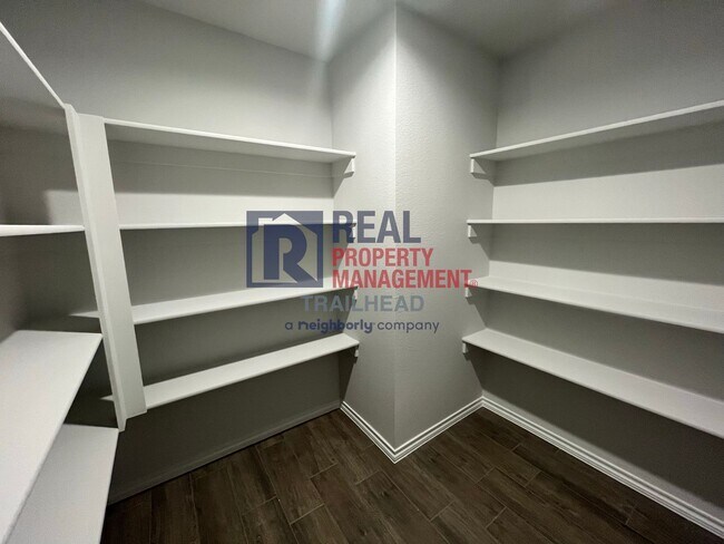 Building Photo - 1809 Barberry Way