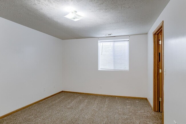 Building Photo - 7261-7265 Dorchester