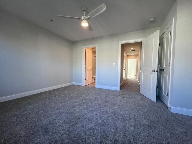 Building Photo - 6800 Milligan Way
