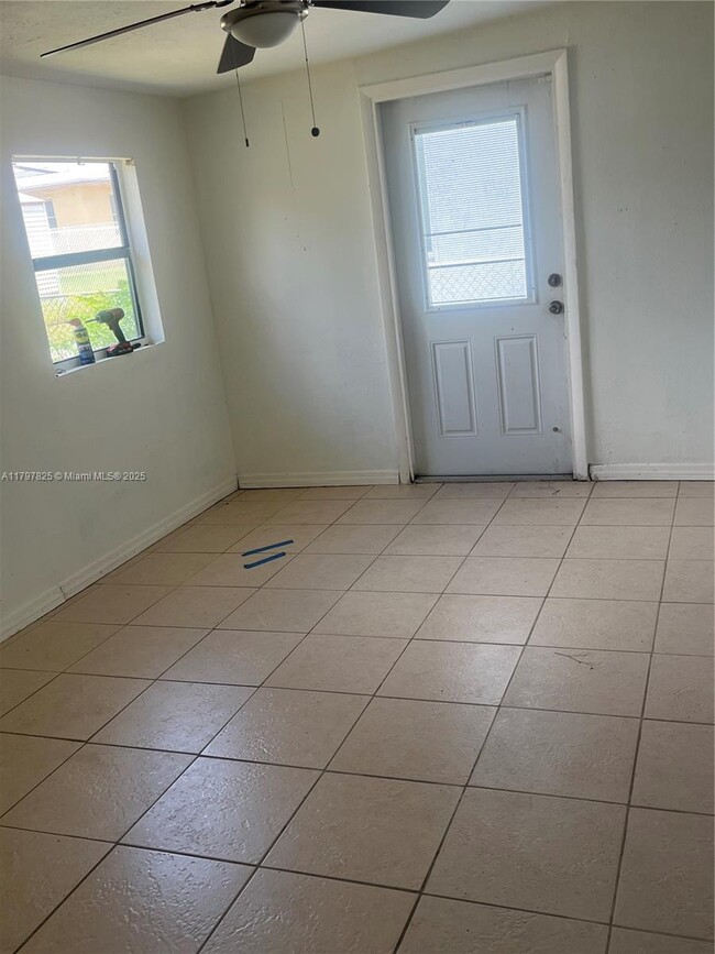 Building Photo - 2639 Fletcher Ct