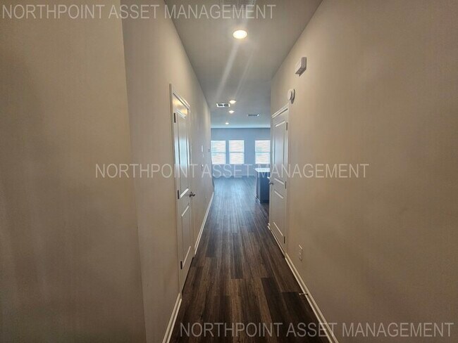 Building Photo - Beautiful Townhome for Lease in Lawrenceville