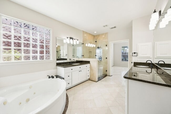 Building Photo - 3002 Autumn Cove Ct
